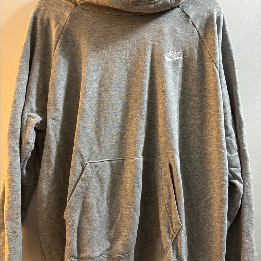 Nike Gray Sweatshirt Casual Comfort